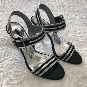 STELLABLU "BIA" Silver Black Dressy Sandals Large Buckles 8 Mid-heel Comfy Chic!